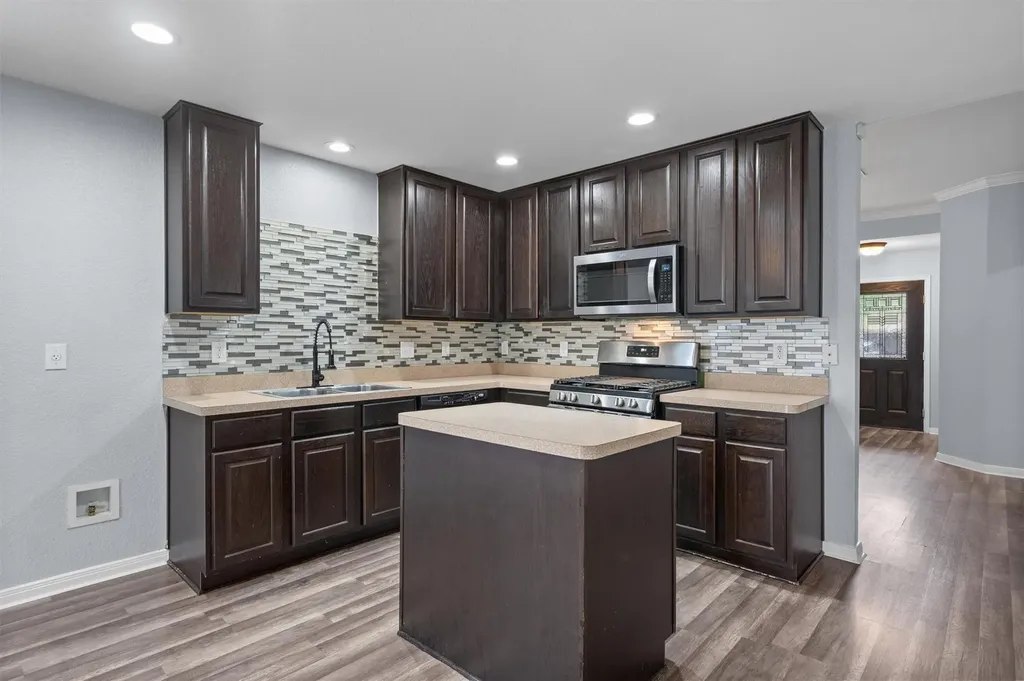 5036 Lexington Meadow Lane Del Valle TX 78617