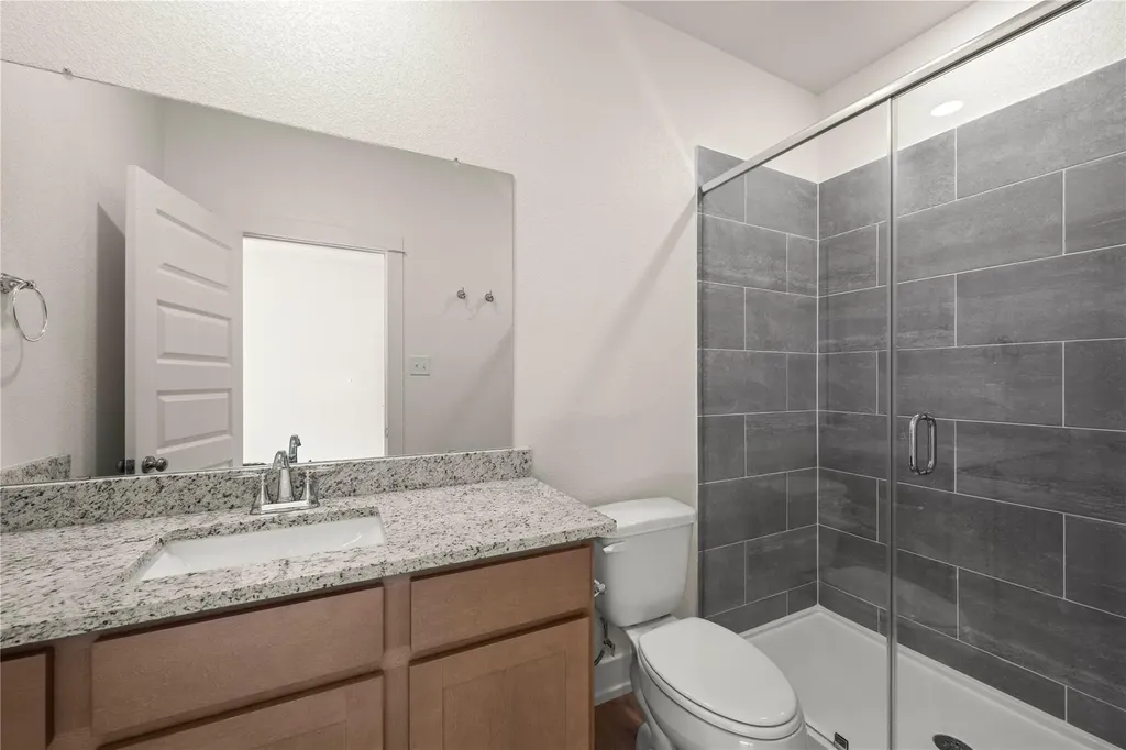 544 Gus Loop Georgetown TX 78626