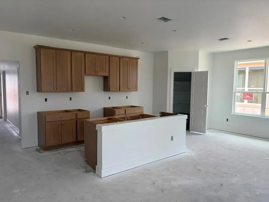 544 Gus Loop Georgetown TX 78626