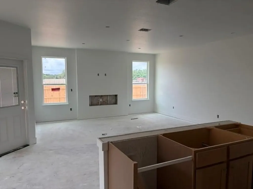 544 Gus Loop Georgetown TX 78626