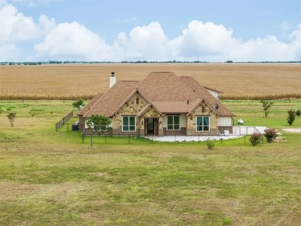 500 County Road 431 Road Taylor TX 76574