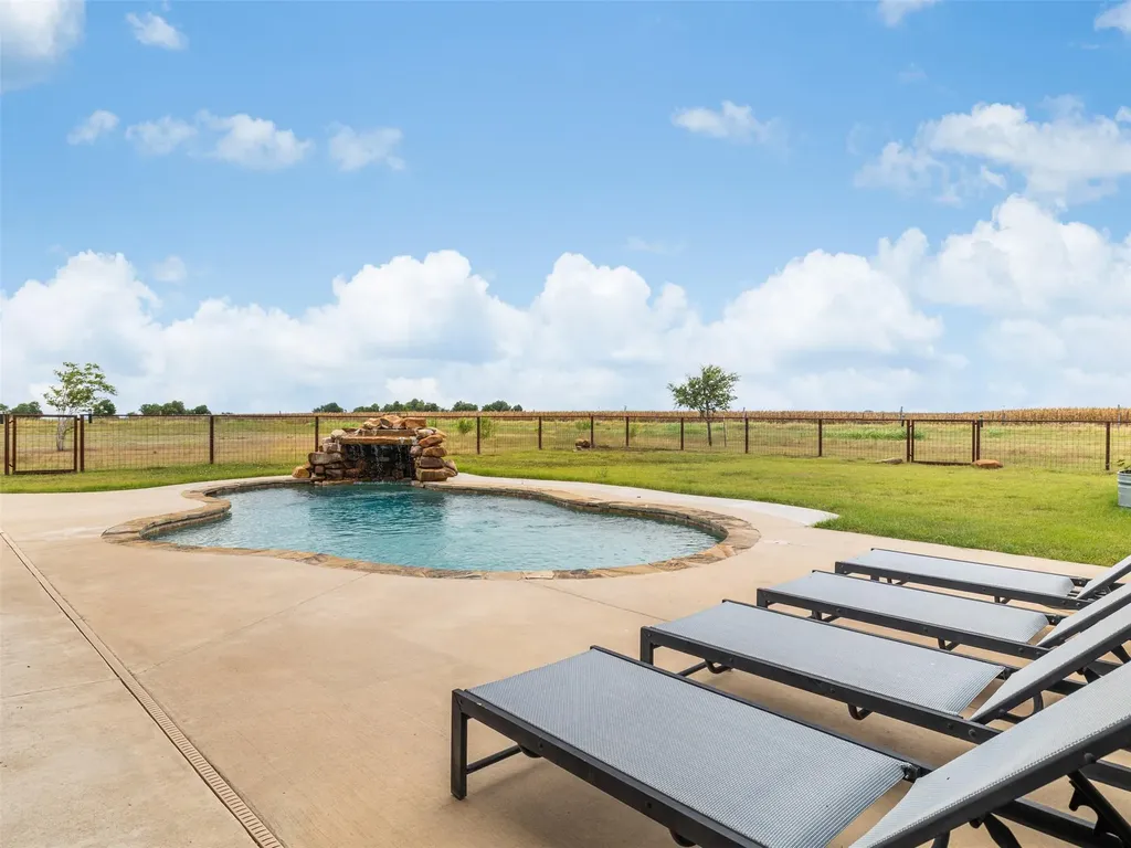 500 County Road 431 Road Taylor TX 76574