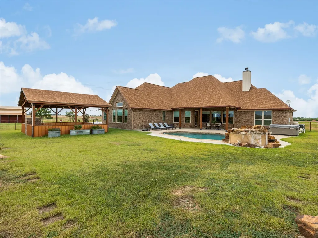 500 County Road 431 Road Taylor TX 76574