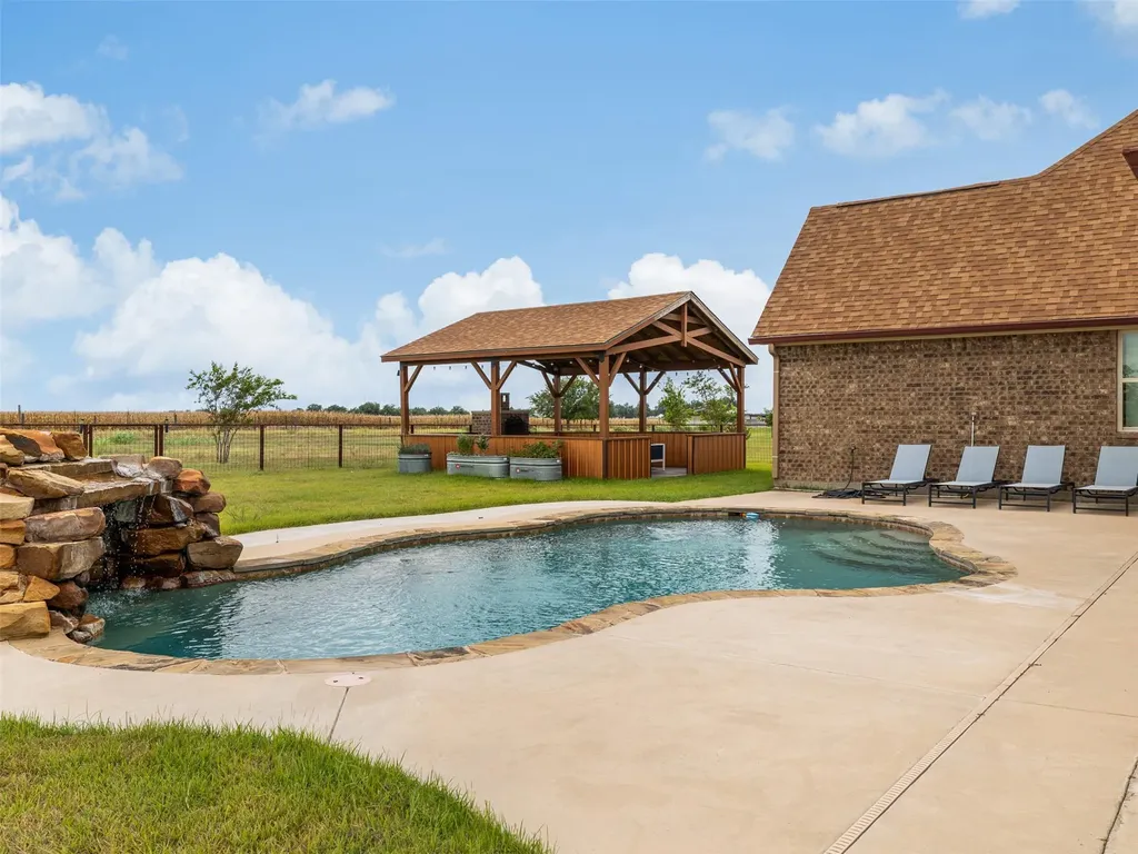 500 County Road 431 Road Taylor TX 76574
