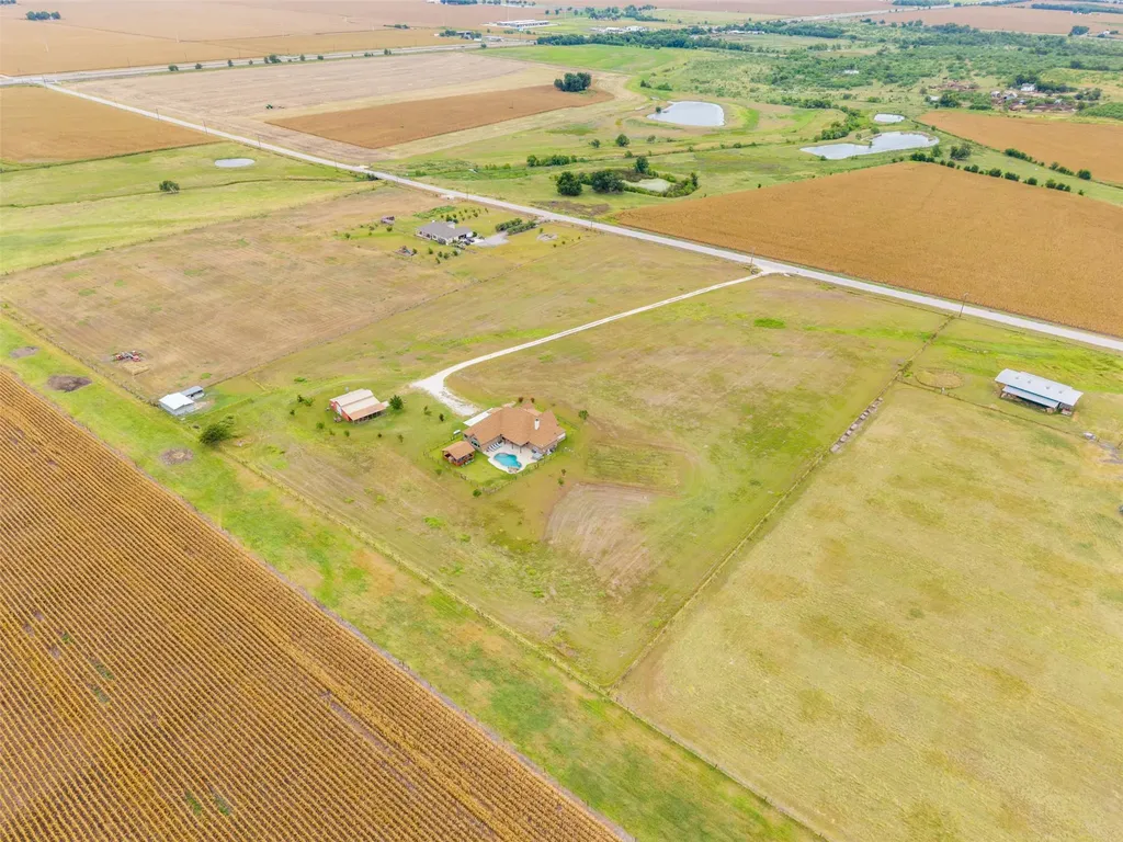 500 County Road 431 Road Taylor TX 76574