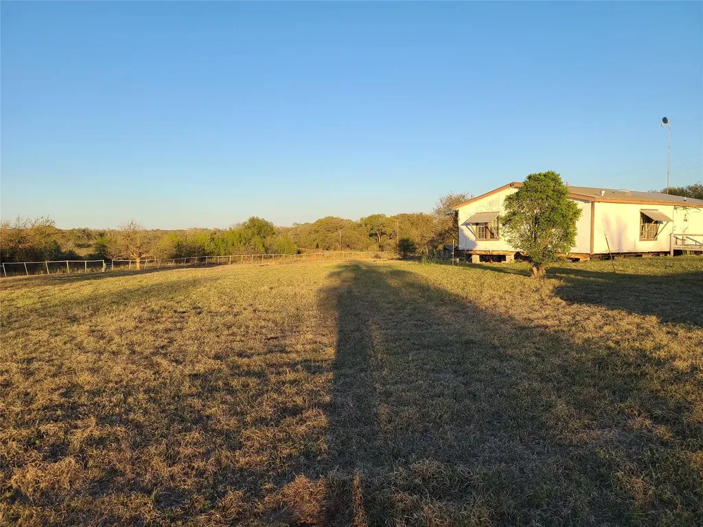 1023 Sierra Drive Lockhart TX 78644