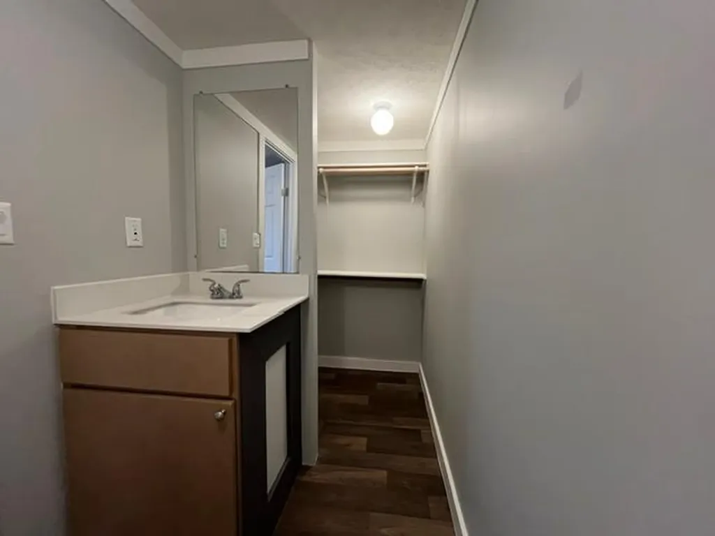 121 Sunflower Road Dale TX 78616