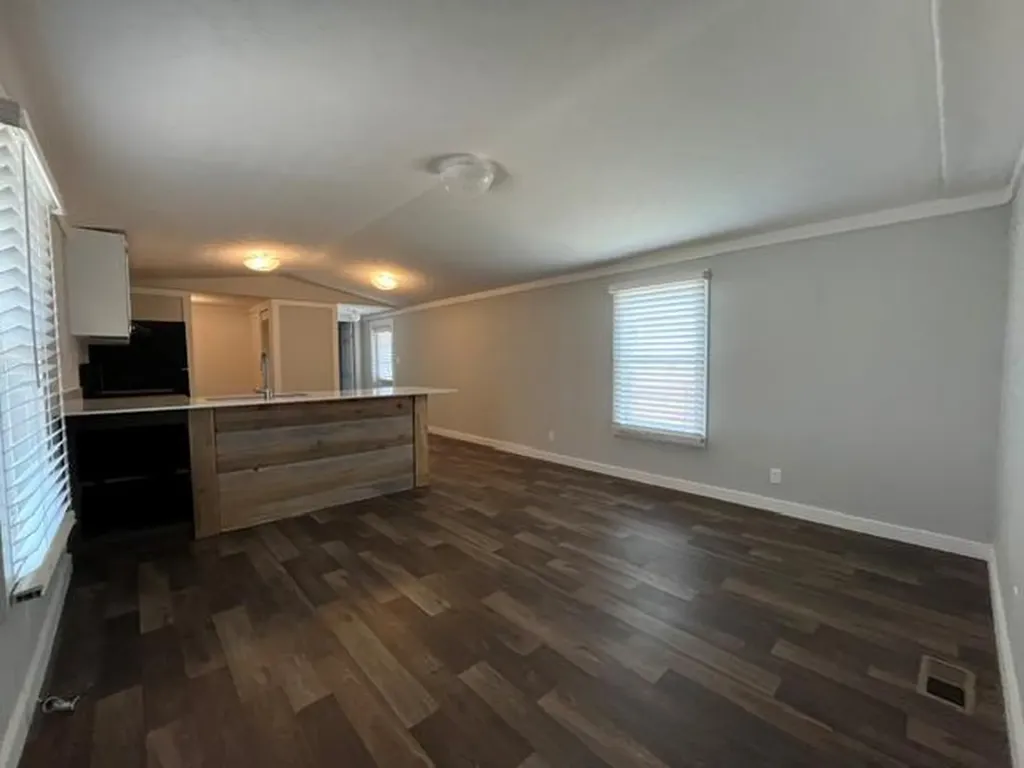 121 Sunflower Road Dale TX 78616