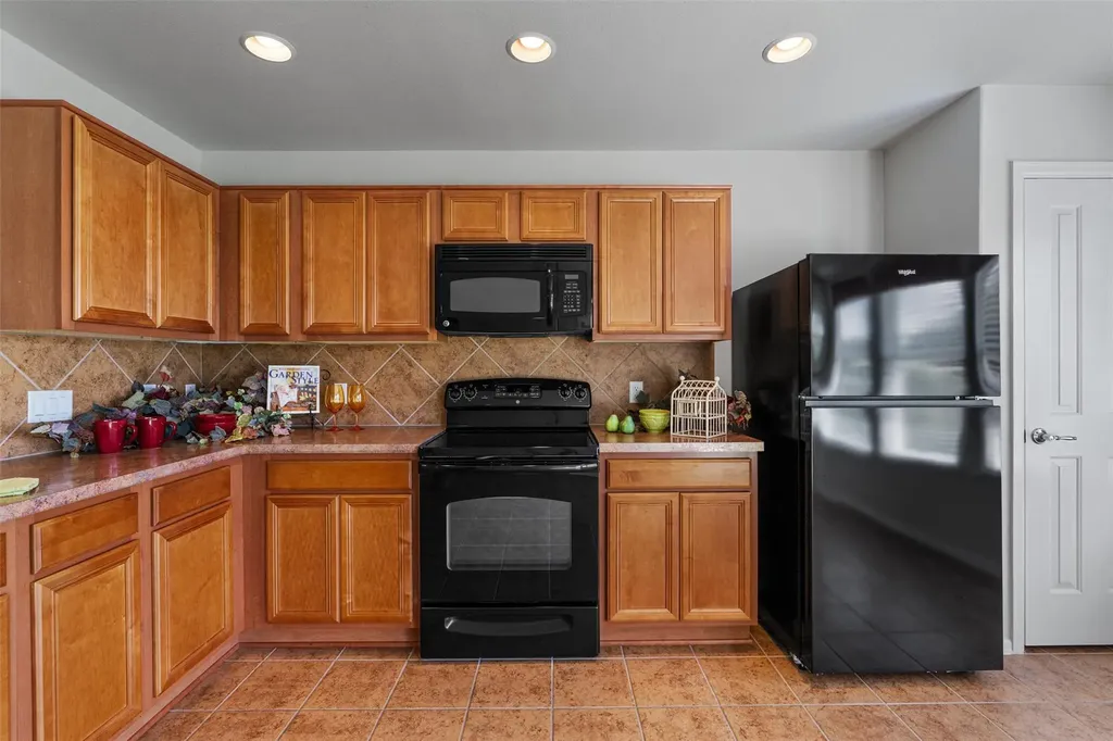 215 Salt Creek Lane Georgetown TX 78633