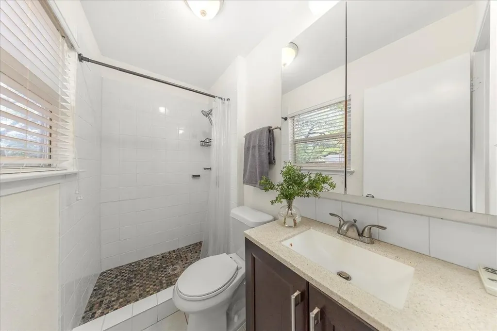 5108 Emerald Forest Drive Austin TX 78745