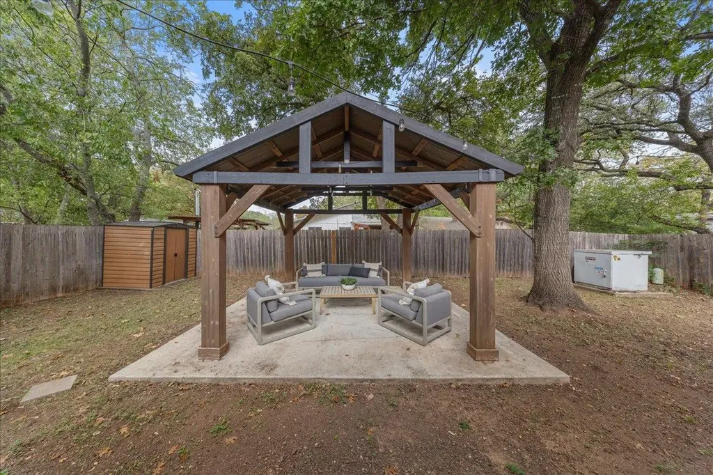 5108 Emerald Forest Drive Austin TX 78745
