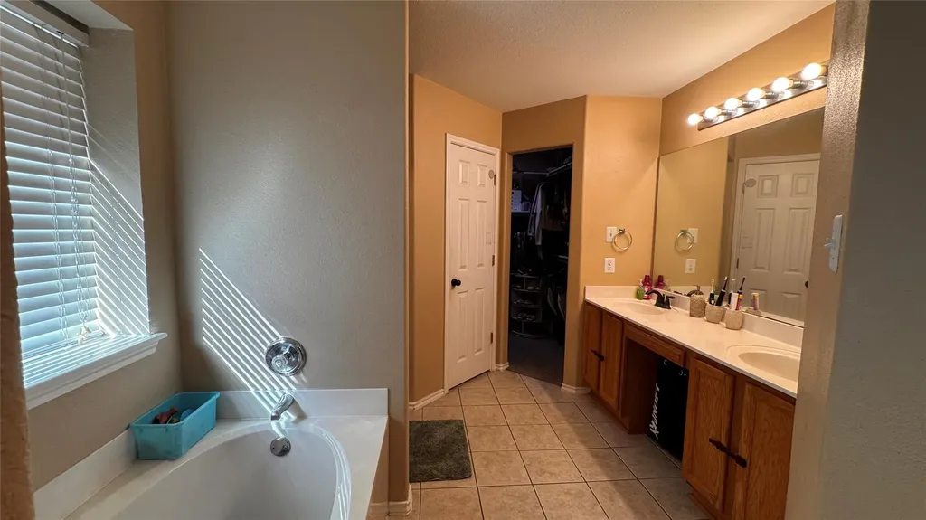 1536 Lorson Loop Round Rock TX 78665