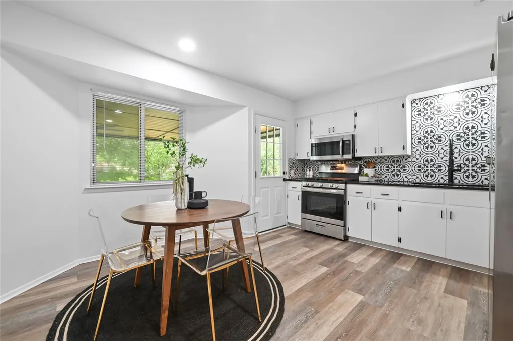 6407 Cooper Lane Austin TX 78745