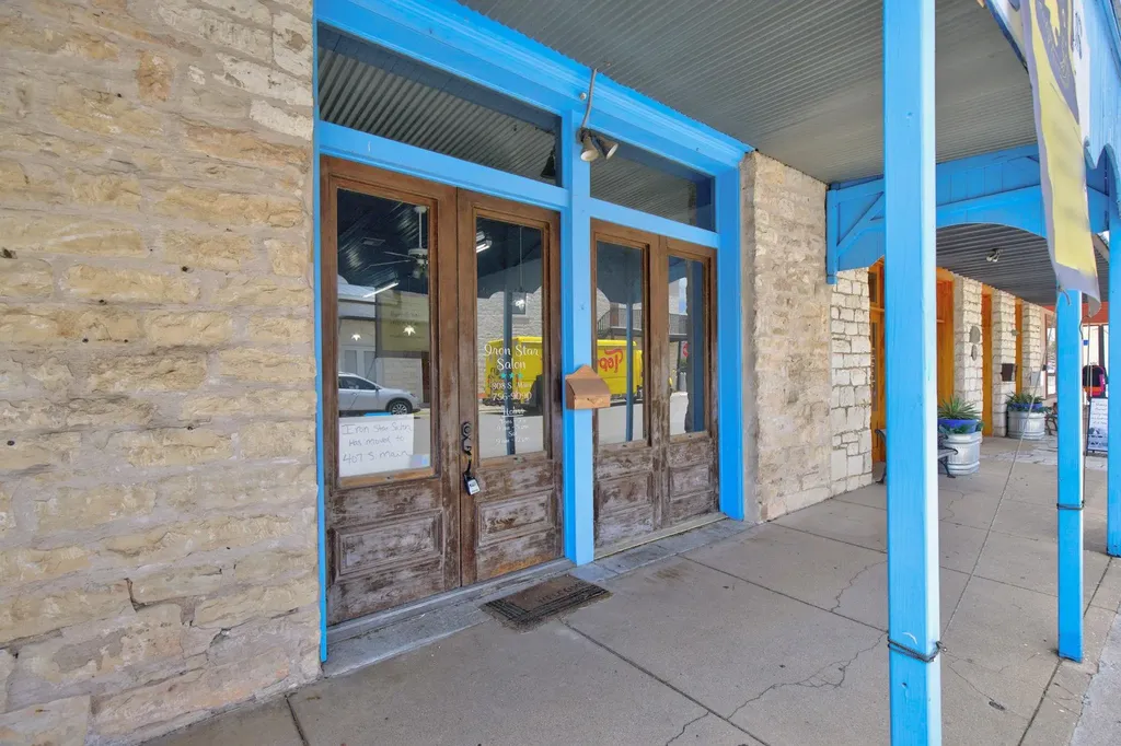 308 S Main Street Burnet TX 78611