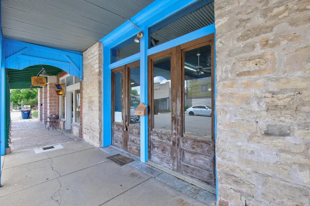 308 S Main Street Burnet TX 78611