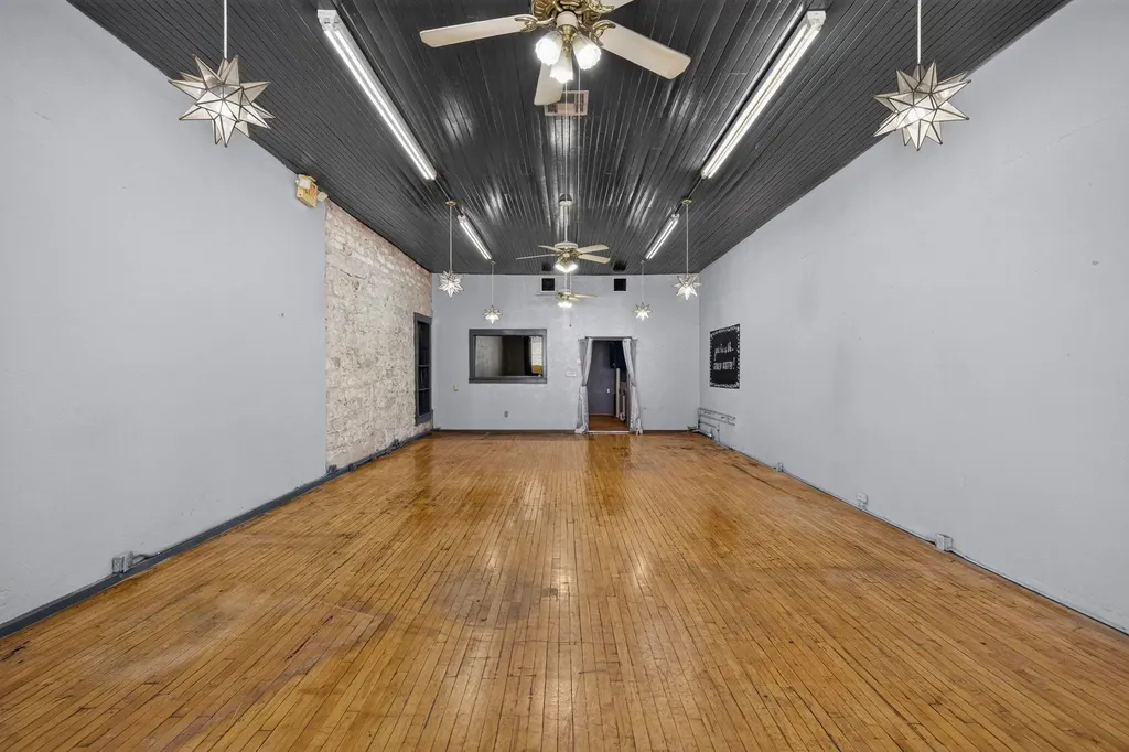 308 S Main Street Burnet TX 78611