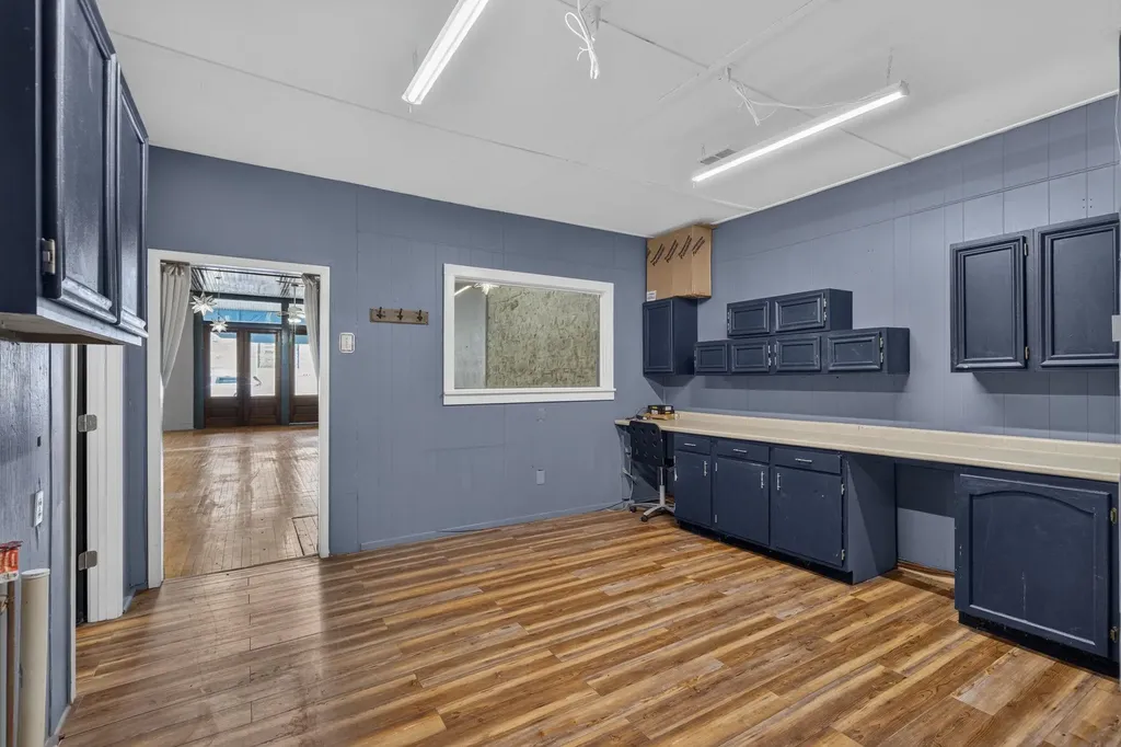 308 S Main Street Burnet TX 78611