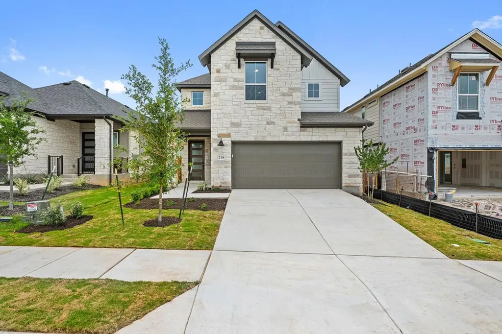 218 Grayson Elm Pass Dripping Springs TX 78620