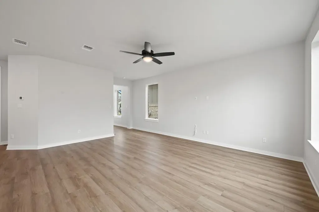 218 Grayson Elm Pass Dripping Springs TX 78620