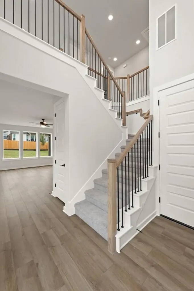 218 Grayson Elm Pass Dripping Springs TX 78620