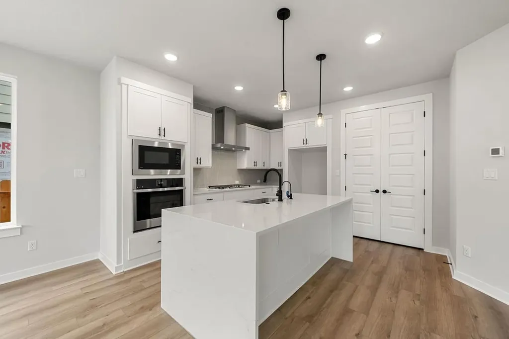 218 Grayson Elm Pass Dripping Springs TX 78620