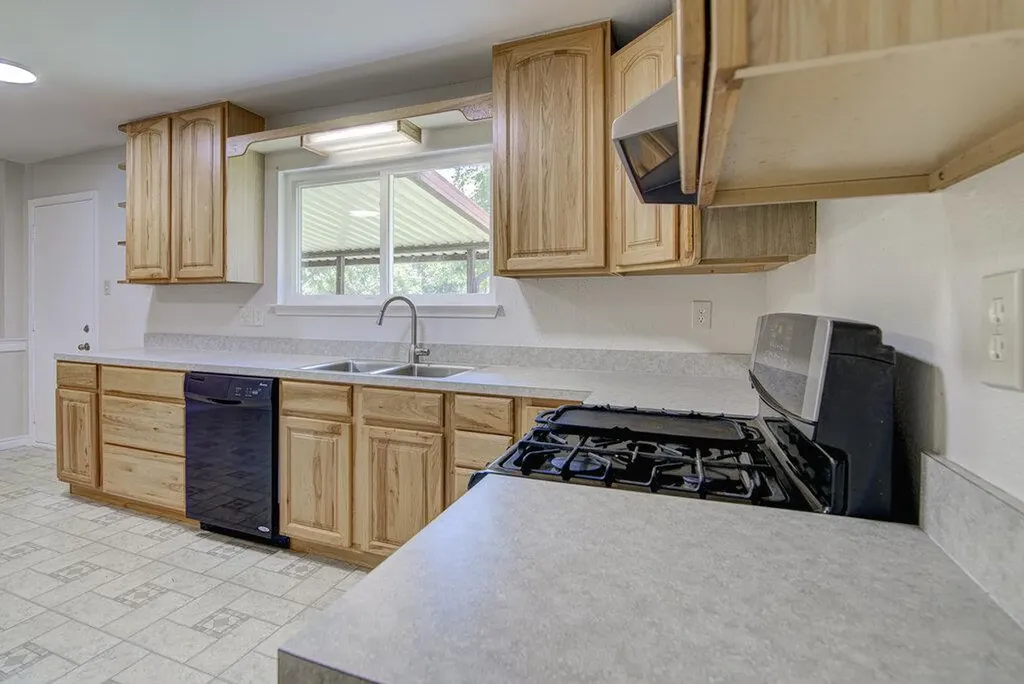 1603 Holstein Drive Austin TX 78758