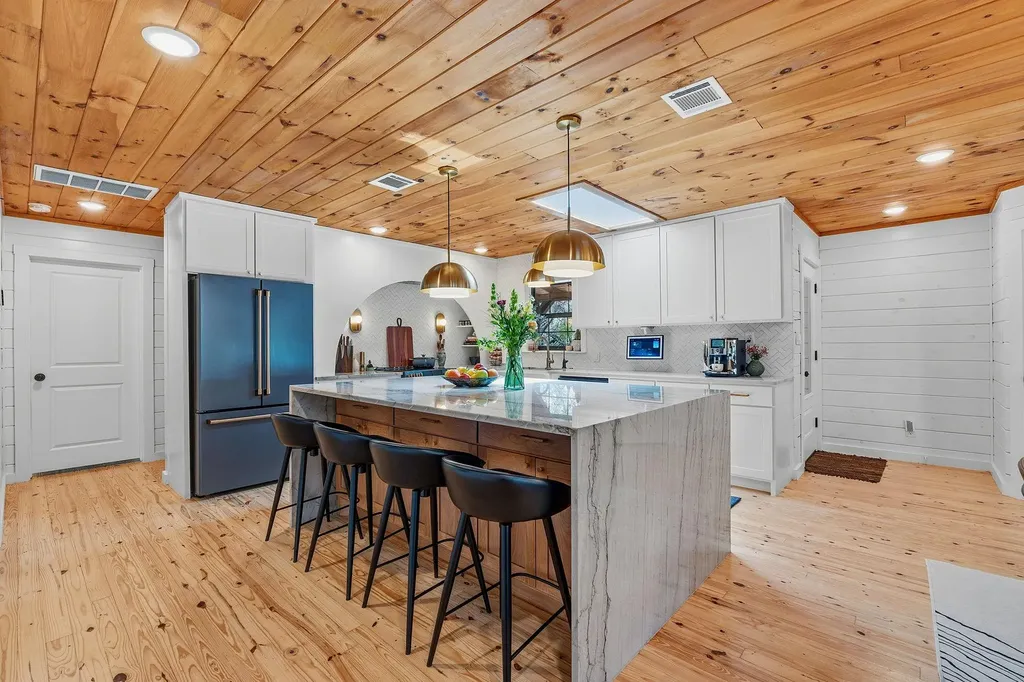 12411 Lone Mountain Pass Leander TX 78641