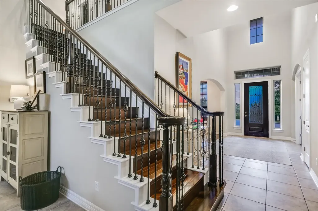 223 Lake Como Drive Austin TX 78734
