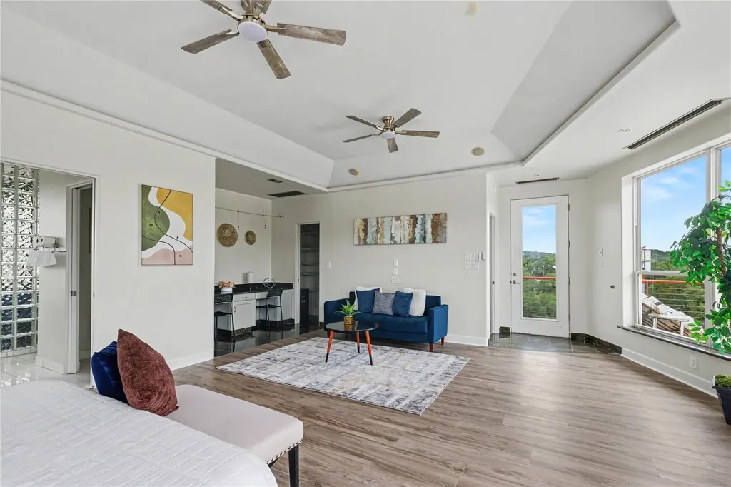20202 Barnett Glenn Road Spicewood TX 78669