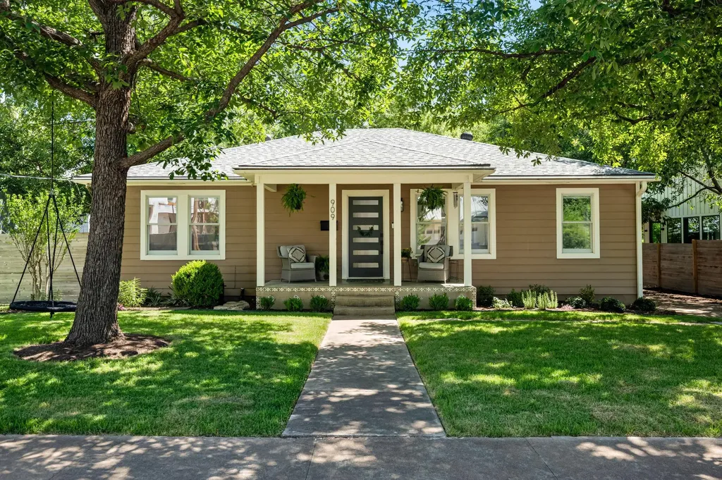 909 Ruth Avenue Austin TX 78757