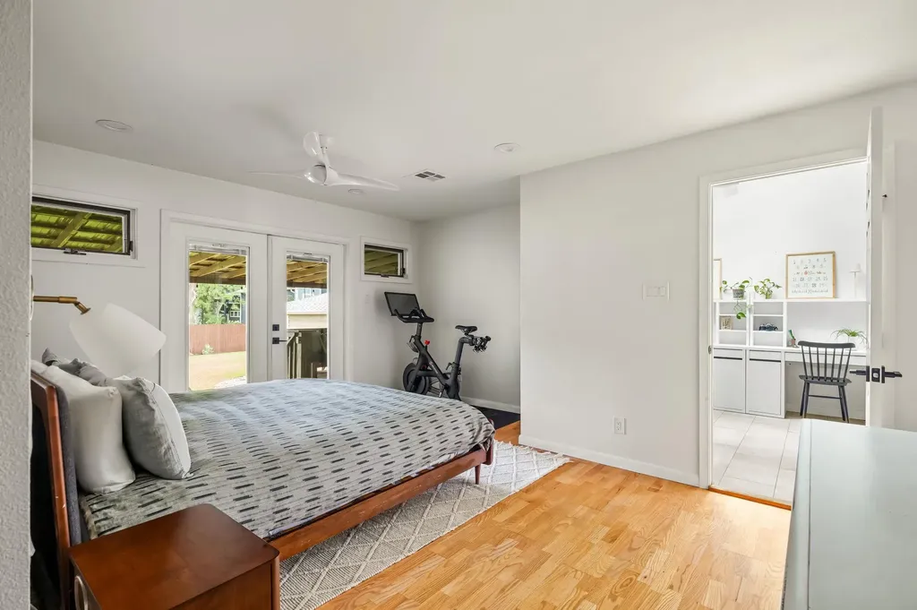 909 Ruth Avenue Austin TX 78757