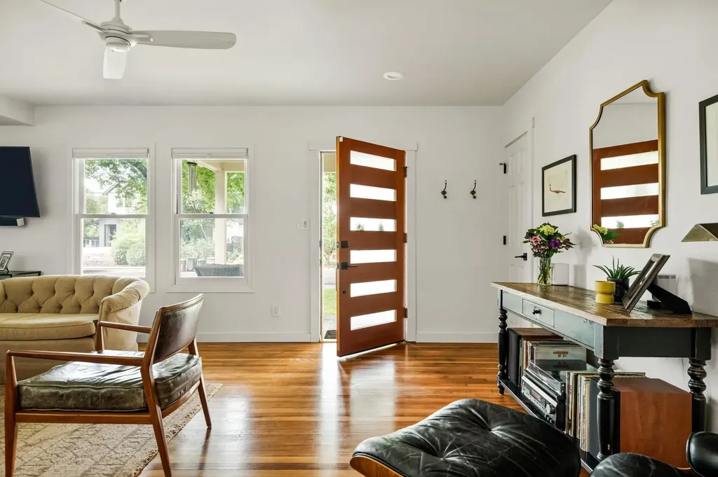909 Ruth Avenue Austin TX 78757