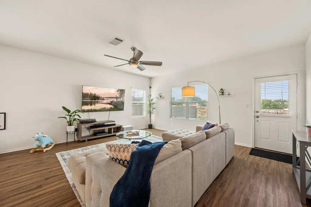 124 Flint Mountain Road Georgetown TX 78628