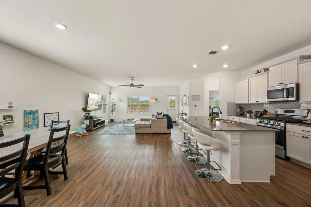124 Flint Mountain Road Georgetown TX 78628