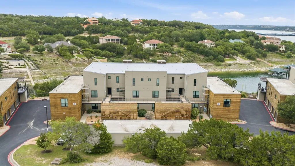 1101 Ivean Pearson Road Lago Vista TX 78645