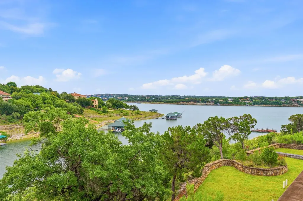 1101 Ivean Pearson Road Lago Vista TX 78645