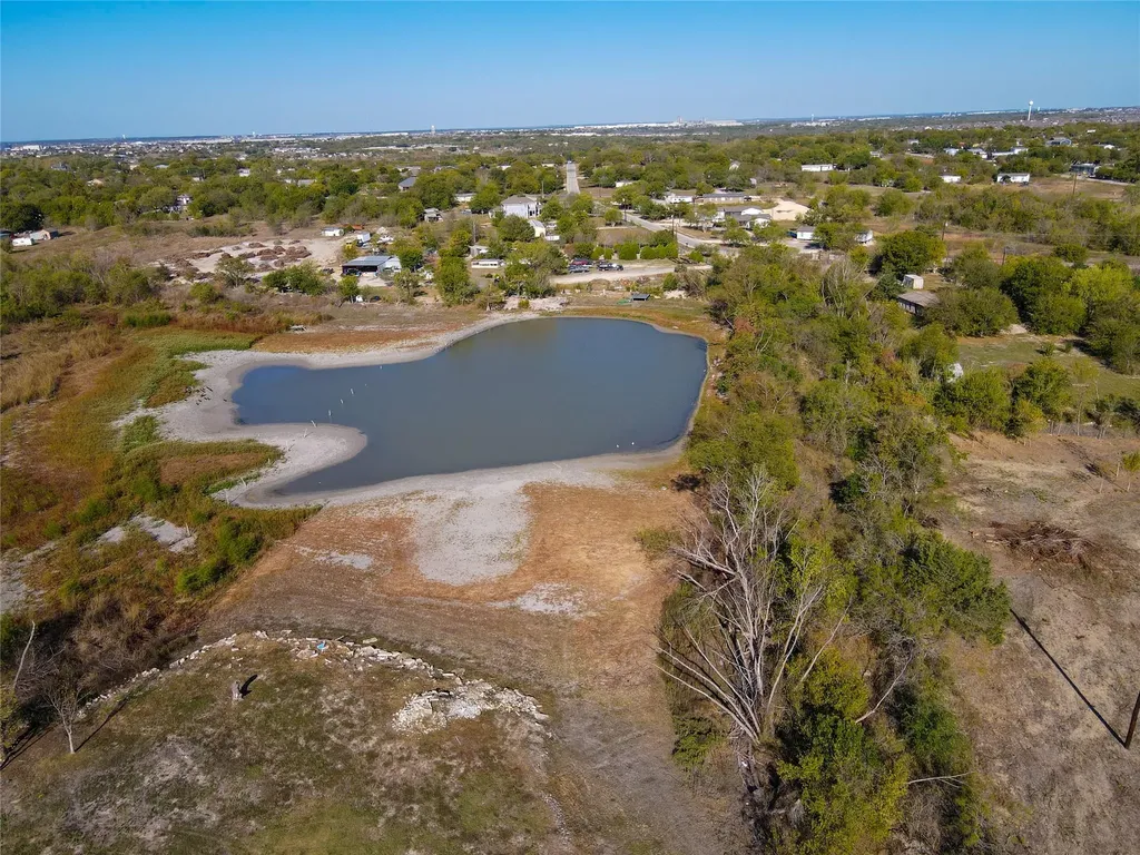 306 Cresthill Causeway Kyle TX 78640