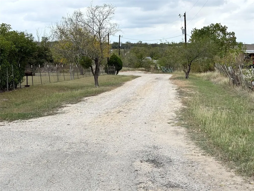 306 Cresthill Causeway Kyle TX 78640