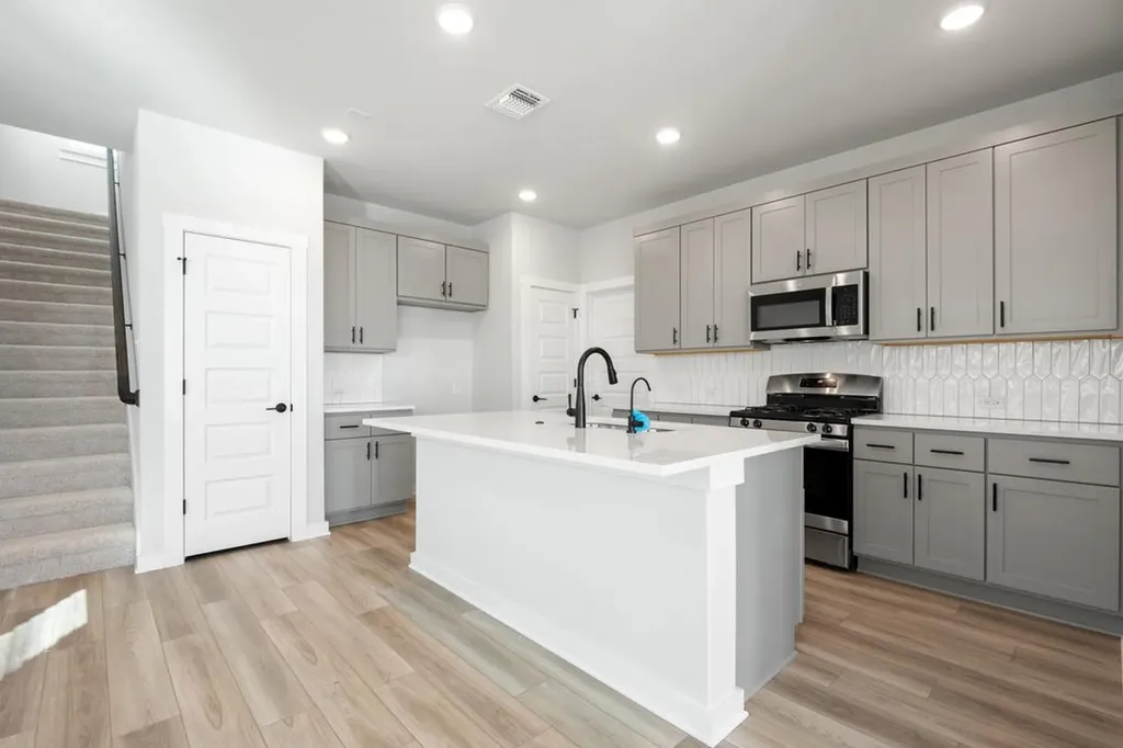 308 Emerie Way Georgetown TX 78626