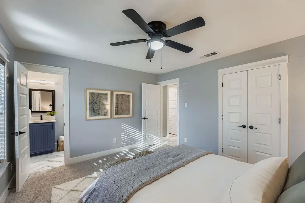 7004 E Meadow Bend Drive Austin TX 78724