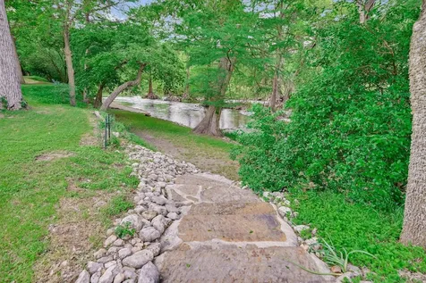 1220 Sleepy Hollow Ln Lane New Braunfels TX 78130