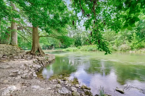 1220 Sleepy Hollow Ln Lane New Braunfels TX 78130