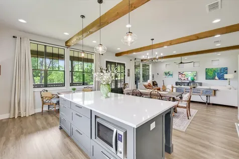 1220 Sleepy Hollow Ln Lane New Braunfels TX 78130