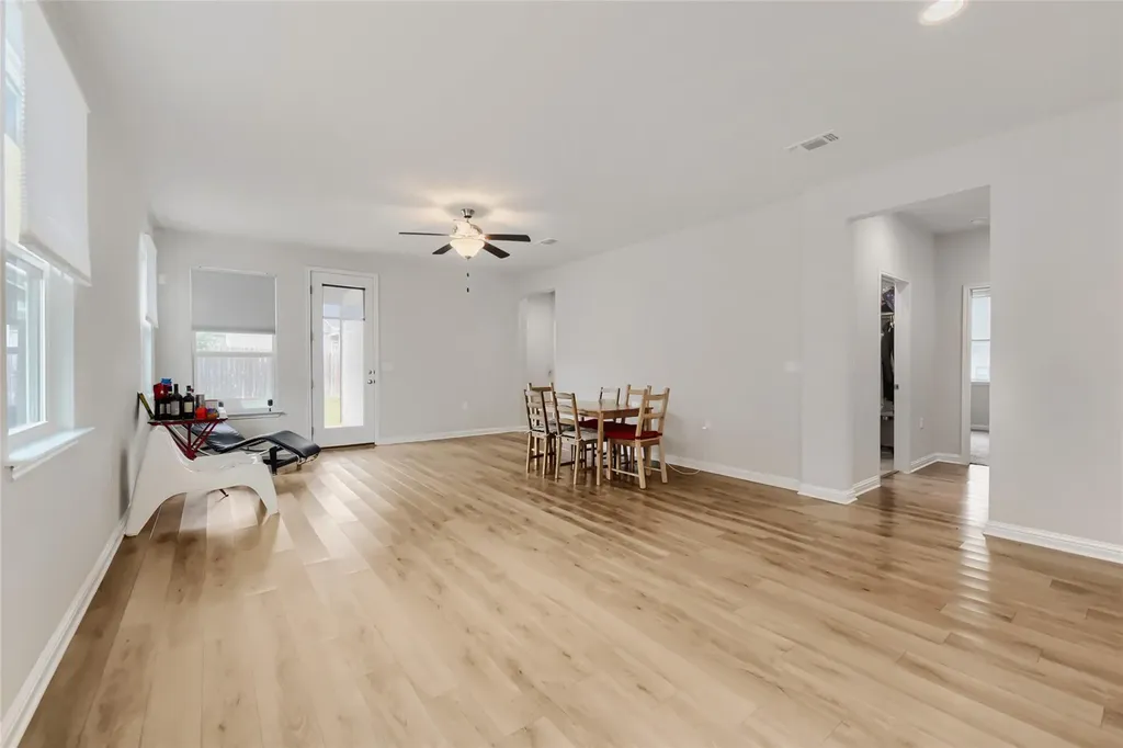 16516 Glimmering Road Manor TX 78653