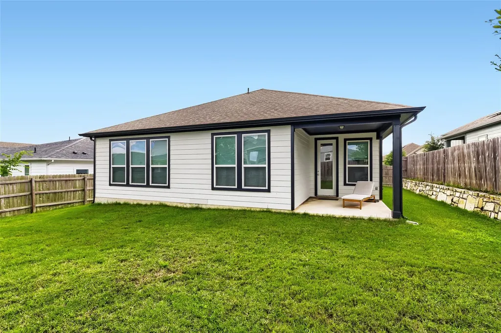 16516 Glimmering Road Manor TX 78653