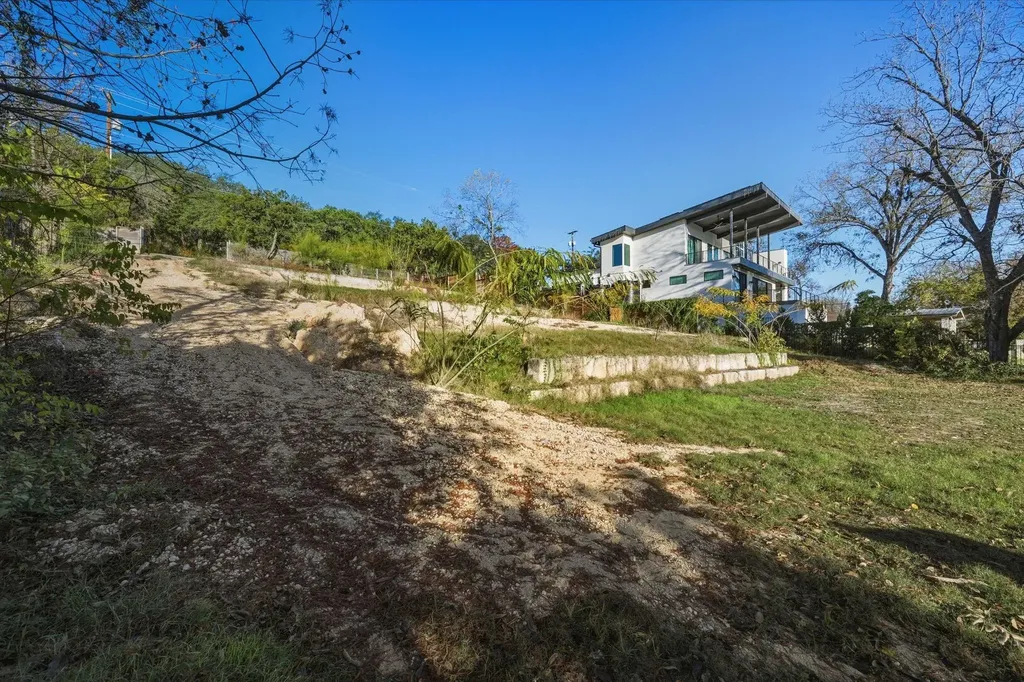 3607 Robbins Road Austin TX 78730