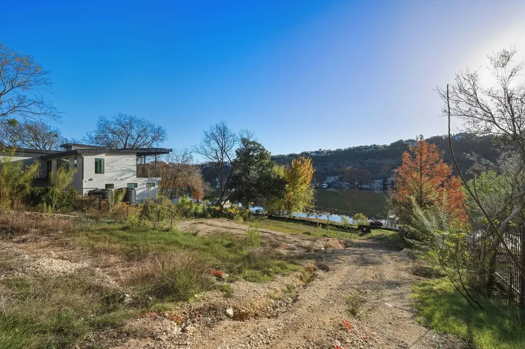 3607 Robbins Road Austin TX 78730