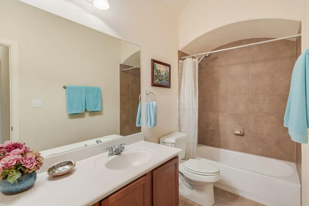 1827 Tall Chief Leander TX 78641