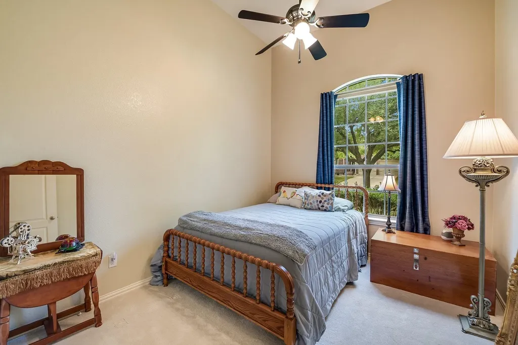 1827 Tall Chief Leander TX 78641