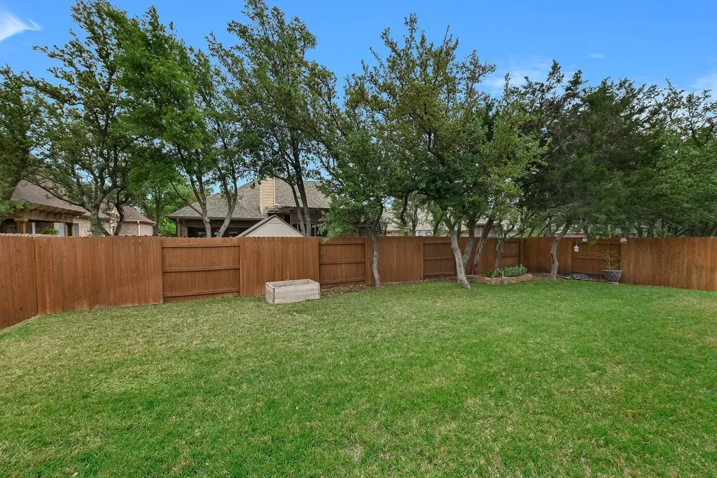 1827 Tall Chief Leander TX 78641